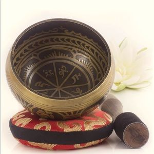 Tibetan singing bowl set BRAND NEW